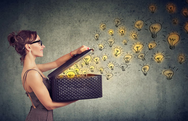 必看教程“丫丫江西麻将有挂吗”开挂(透视)辅助教程