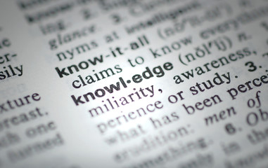 朱姓男孩起名羊年四个字的